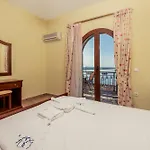 아파트 Bay View & Marathiás